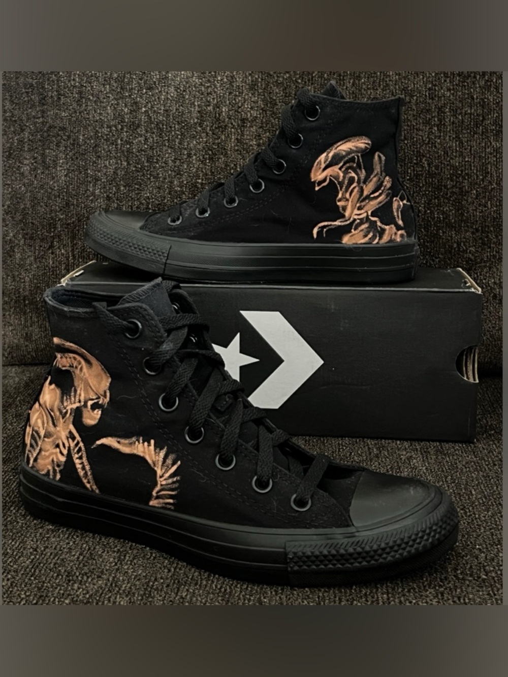 Converse All Star Custom Painted Artwork Alien Art Inspired Shoes Men’s Size-5.5